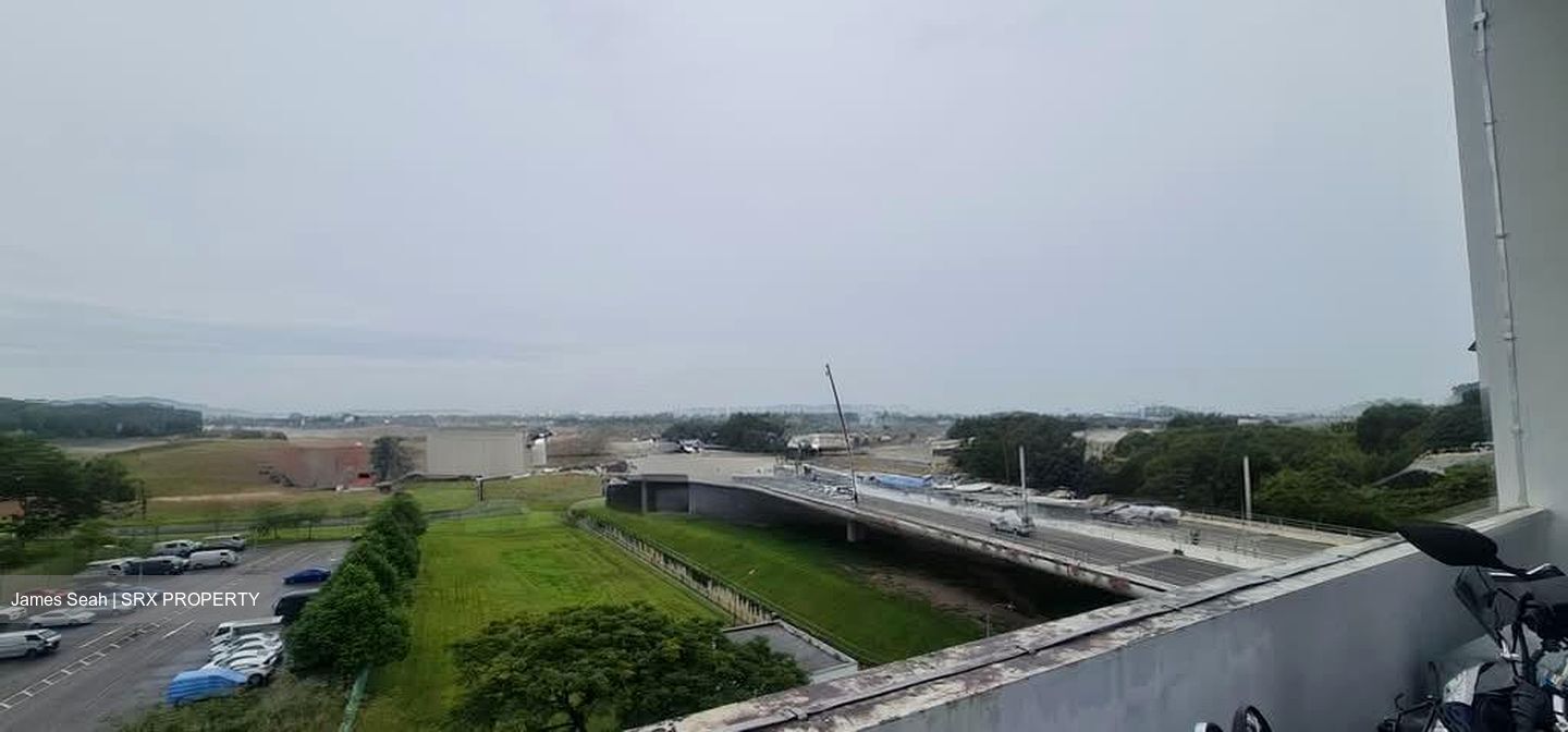 Autobay @ Kaki Bukit (D14), Factory #569565781
